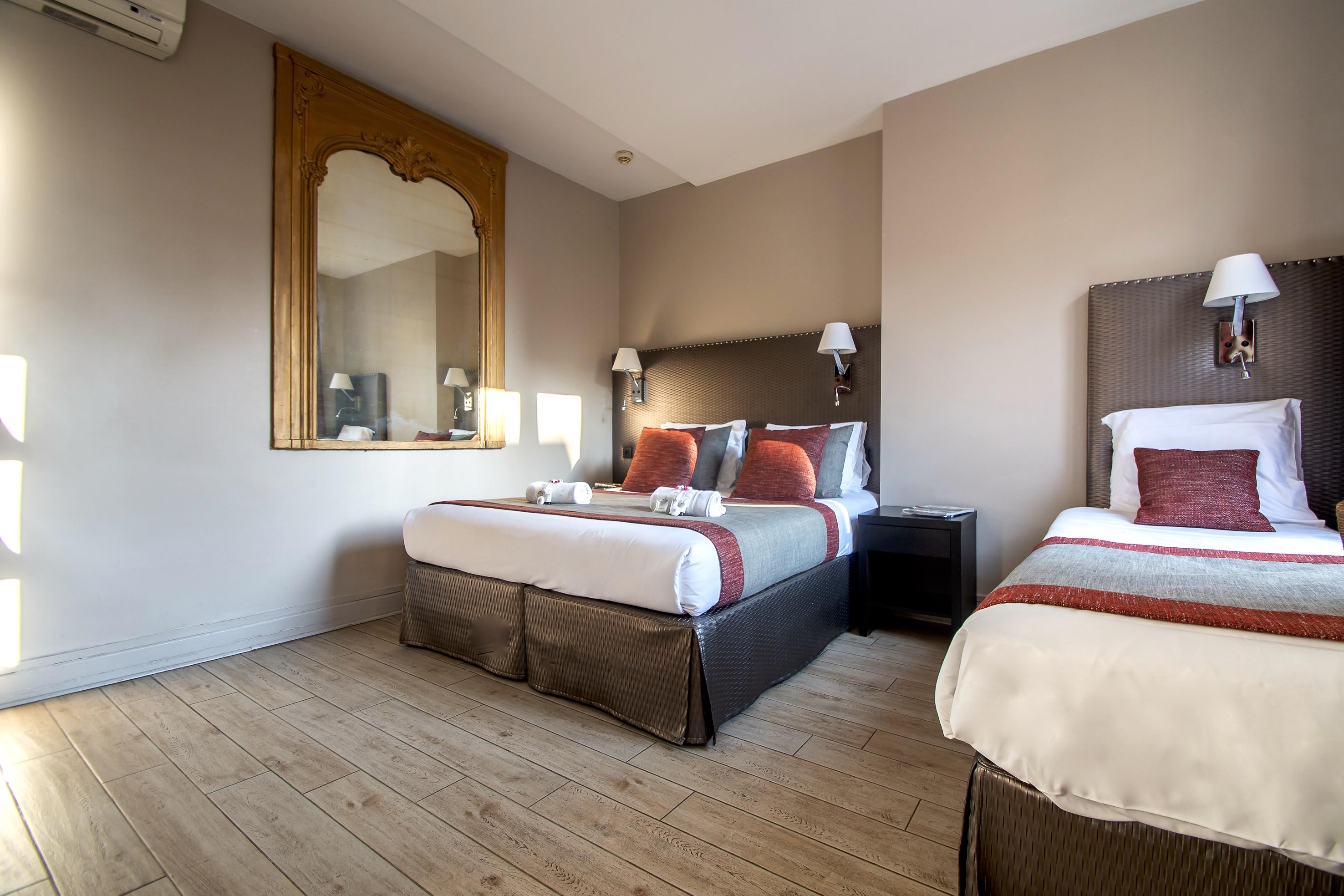 Migny Opera Montmartre Paris