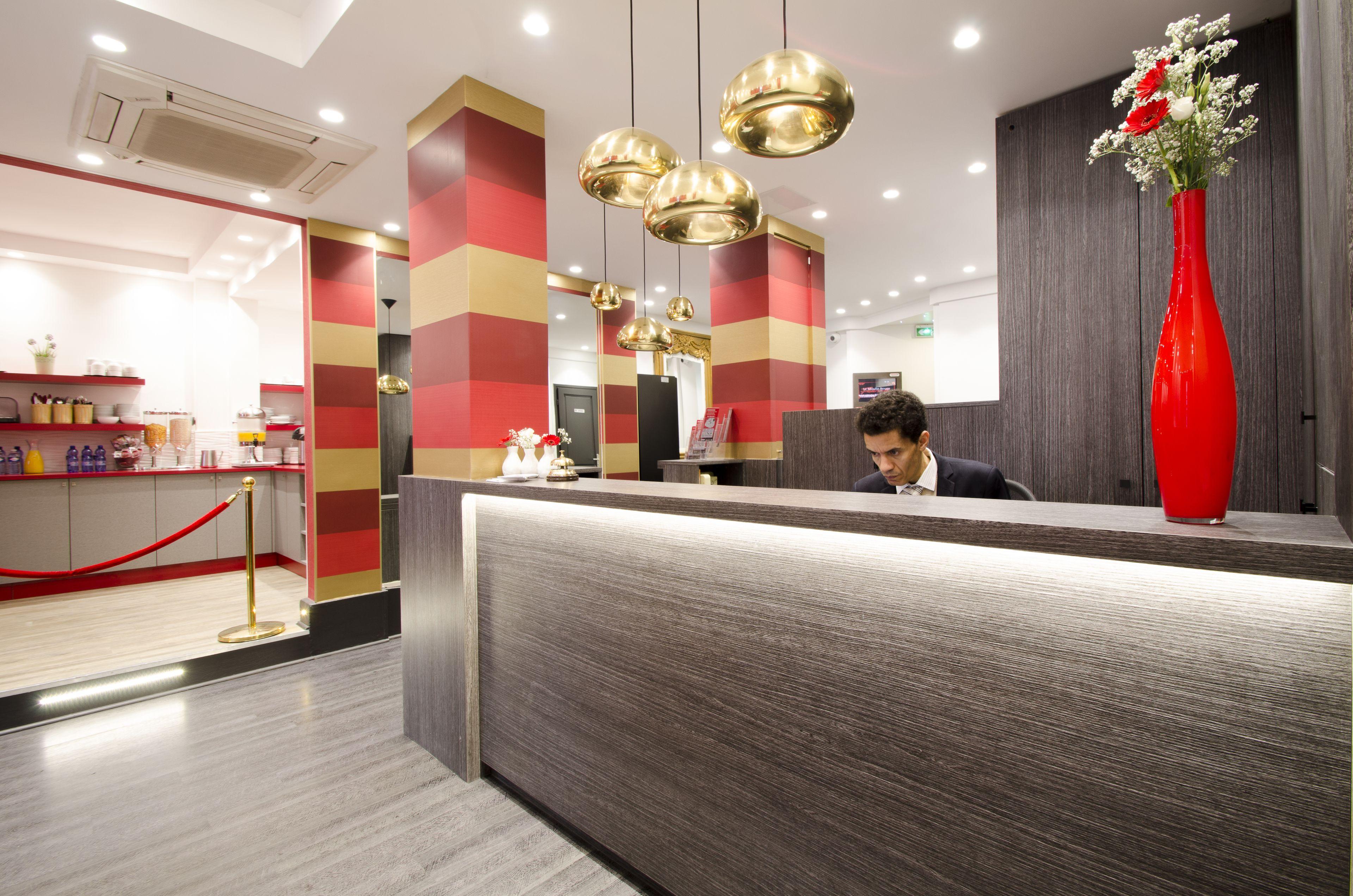 Migny Opera Montmartre Paris